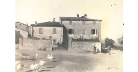 thumb: Piazza Dante - Albergo Pace inizio 900 | Pometo